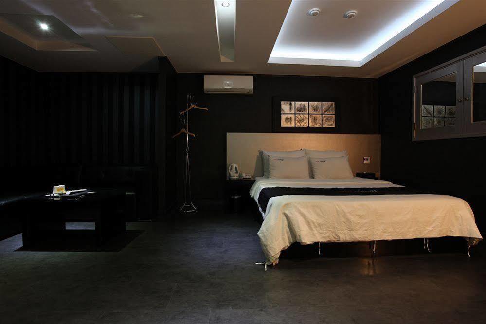 Hotel Tomgi Seoel Buitenkant foto